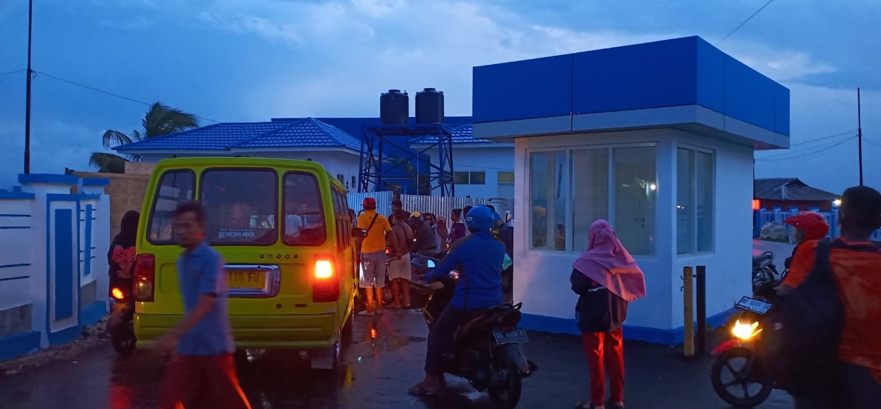 Kadishub Diminta Tindak Petugas Pelabuhan Feri Dobo